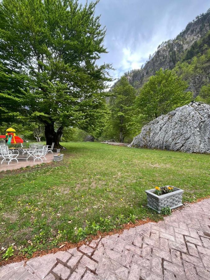 Bujtina Rilindja Guest House Valbone วัลโบเนอ ภายนอก รูปภาพ